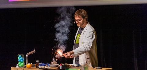 Mr Science